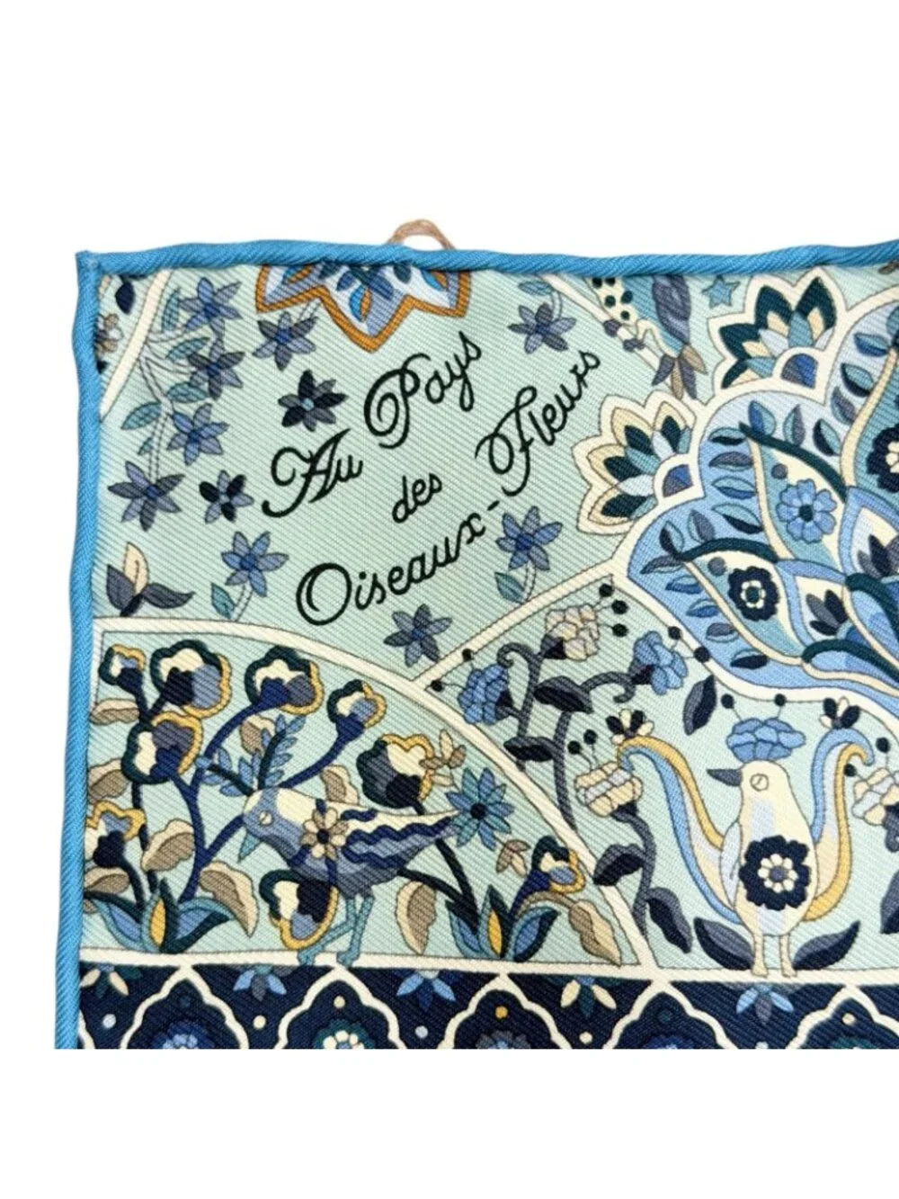 Hermes Au Pays Des Oiseaux Fleurs in the Land of Blooming Birds Silk 100% Bleu